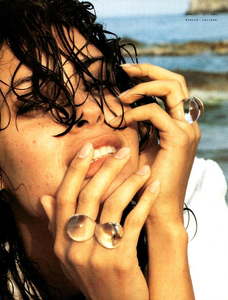 von_Unwerth_Vogue_Italia_June_1989_01.thumb.png.e07a9c76ee262631de9cd7d81f2aa752.png
