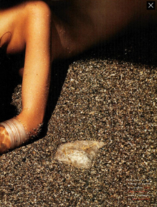 von_Unwerth_Vogue_Italia_June_1989_06.thumb.png.7644bb51b0dd448dfdc3feac7d8e8e40.png