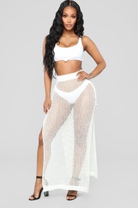 07-12-18_Studio_2_09-27-21_LSS1084_White0423_AG.jpg