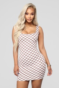 07-20-18_Studio_2_11-19-16_D1907_Taupe0513_AJ.jpg