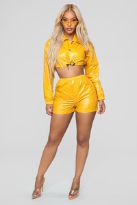 07-31-18_Studio_2_14-00-50_1176A_Mustard0470_JD.jpg