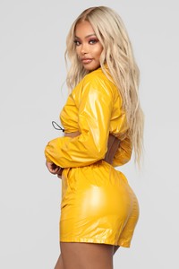 07-31-18_Studio_2_14-01-34_1176A_Mustard0479_JD.jpg