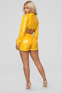 07-31-18_Studio_2_14-01-48_1176A_Mustard0481_JD.jpg