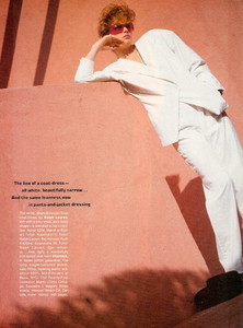 1029922349_USVOGUEFEBRUARY1983ANewImpactMichelComte5.thumb.jpg.8c4598bb4a2bcce89fb6a860bc0a41c8.jpg