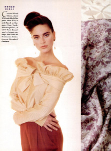 1051777846_NewYorkMagazine6Feb1989eveningsinmilanbyobertogili03.thumb.jpg.7e733bf63f9e4473becbecd9715fa33f.jpg