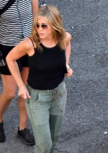            jen110818BZNimage105.jpg