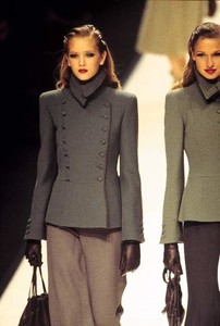 giorgio armani fall 1995 a.jpg