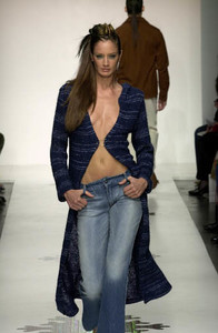 1144377784_PrivateCircleFW2001NYFW2.thumb.jpg.5c2b854666165e65055bab6d01b4364e.jpg