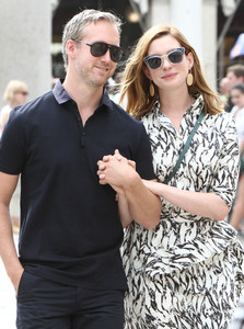            hat310818BZNimage1.jpg