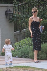         rhw130818BZNimage6.jpg