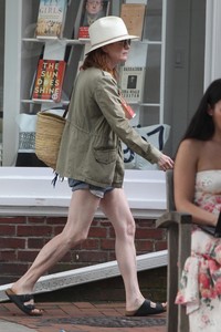         moo230818BZNimage4.jpg