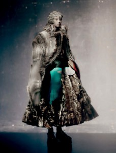 1796274875_DazedAutumn2018-105.thumb.jpg.0183fd84bda8c1dd7ca0fea83f29ad65.jpg