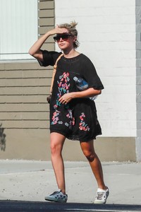         tis270818BZNimage120.jpg