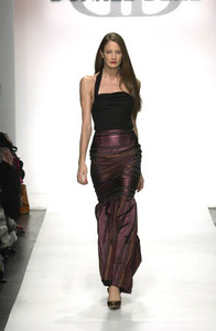 1807413307_DonaldDealFW2001NYFW1.thumb.jpg.5ede854ec1316b61f5a52455b7c96eff.jpg