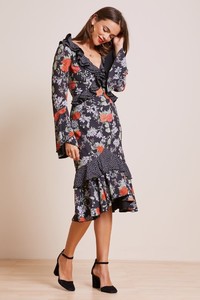 1808_fk_astral_dress_black_g_1446-edit_1024x1024.jpg