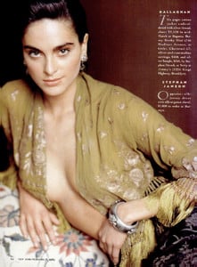 1845343486_NewYorkMagazine6Feb1989eveningsinmilanbyobertogili05.thumb.jpg.8b28c27c87ffe5bba8531d3ba6513088.jpg