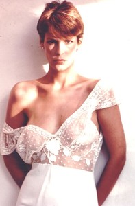 740full-jamie-lee-curtis (1).jpg