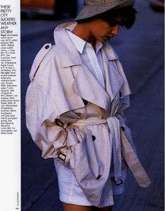 1900280927_DrizzleDazzleELLEMagazineApril1990bensimon5.thumb.jpg.d3148d2569e3b4c250fc5d376a54e54c.jpg