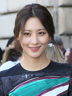 Claudia Kim