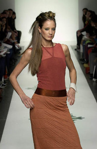 194562898_PrivateCircleFW2001NYFW6.thumb.jpg.873ebdfece9908d4a7a7cb3ab16c3874.jpg