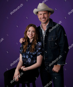 2018-summer-tca-portrait-session-beverly-hills-usa-06-aug-2018-shutterstock-editorial-9786957u.thumb.jpg.5c5c7150711eb3a8a4cbfbc7dd4c2cf6.jpg