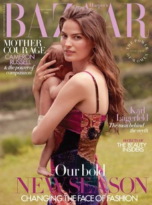 210223061_HarpersBazaarUKSeptember2018-0.thumb.jpg.3f23d28b2edf7c52b74c8a90fece9f08.jpg