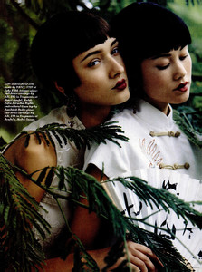 2124253013_NewYorkMagazine3Jan1994beautyandtheeastbychuckbaker01.thumb.jpg.8ed3203f0bf8f2293dc141a76e0b1309.jpg