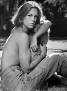 740full-jamie-lee-curtis (4).jpg