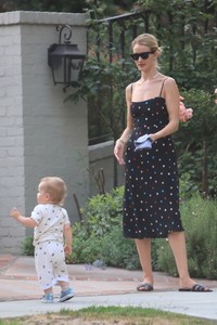         rhw130818BZNimage25.jpg