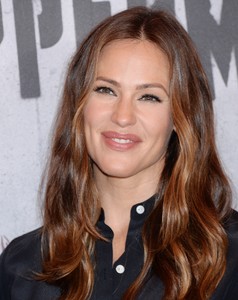         jen170818BZNimage111.jpg