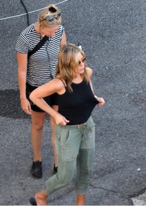            jen110818BZNimage101.jpg