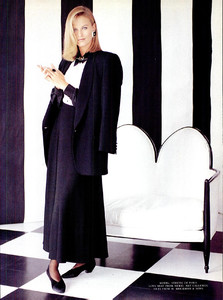 403091096_NewYorkMagazine14Nov1988tuxedojunctionbyellenforbesburnie02.thumb.jpg.385c715c364e1ea08cb4ba50a554705e.jpg
