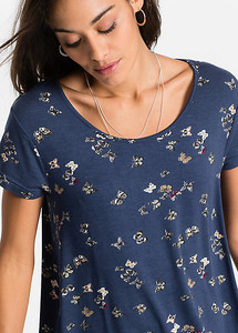 Hanky-Hem-T-Shirt~918845FRSP_W02.jpg