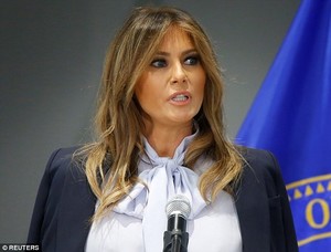 4F3CA34300000578-6079155-Generation_Melania_said_some_children_know_the_benefits_and_pitf-a-1_1534781330626.jpg