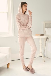 556-610s.jpg