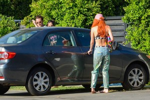       bel040818BZNimage107.jpg