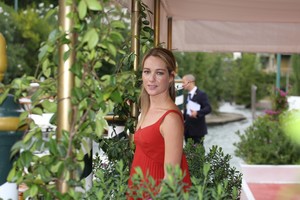            cap310818BZNimage105.jpg