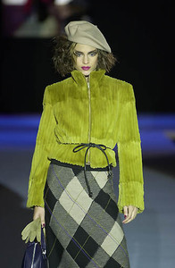 822091264_MariellaBuraniFW2001MFW5.thumb.jpg.270bda80784bc422eef7fdbbe3eac8d6.jpg