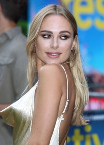         gar140818BZNimage1.jpg