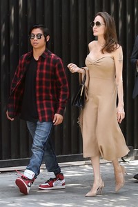         jol270818BZNimage122.jpg