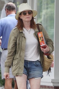         moo230818BZNimage7.jpg