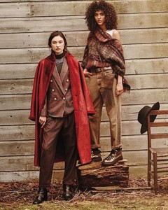 Brunello-Cucinelli-Reversible-Shearling-To-Leather-Coat-with-Brass-Buttons.thumb.jpg.906e1b381e9562a7ae3a420647f159c4.jpg