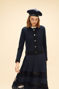 Claudie_104M6H18-02_H_1.jpg