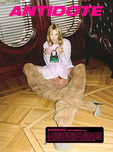 Daria_Magazine-Antidote_0-cover-excess3.thumb.jpg.cd2a9be26a3d3e30356662710ef23383.jpg