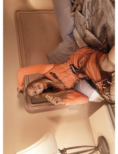 ElleCanada-September2018-page-009.jpg