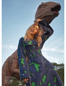 ElleCanada-September2018-page-012.jpg
