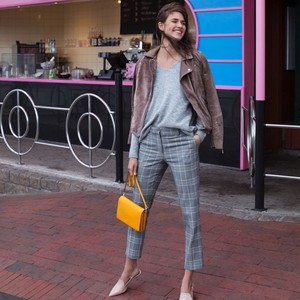 HM-Pants-Edit-Fall-2018-Lookbook06.thumb.jpg.0278595b8214182a3bee8602d50b28f6.jpg