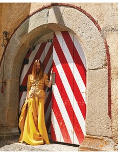Harper_39_s_Bazaar_Bride_-_August_2018-page-009.jpg