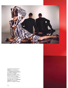 Harper_s_Bazaar_9.18-page-017.jpg