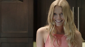 Header_Showreel-Toni-Garrn.jpg